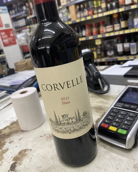 A quick phone photo of a Corvelle 2021 Tinto on a liquor store counter
